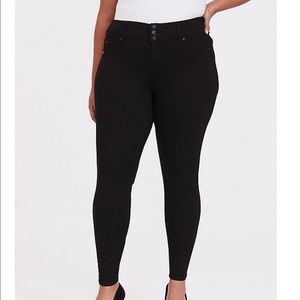 Torrid super stretch jegging black